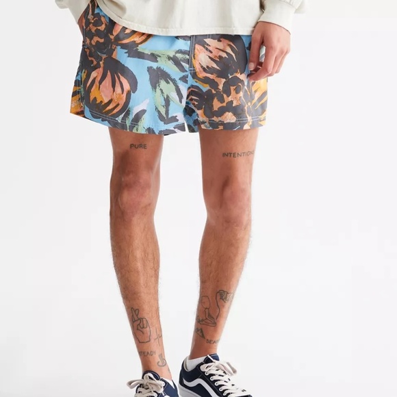 Brand New Urban Outfitters 3" Floral Swim Suit - Picture 1 of 4